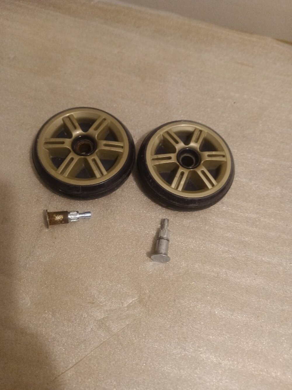 Genuine OEM Shark ZU780 ZU782 Vacuum Wheels Set W/ Pins.